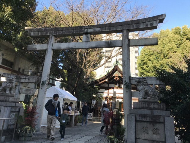 三輪神社(大須)　鳥居