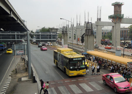 Bus 356 DonMueang 1