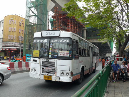 Bus 356 Y Saphan Mai