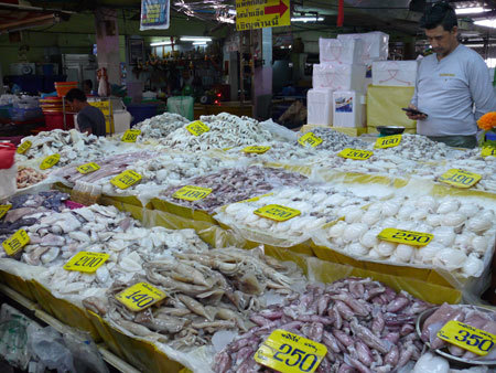 Pak Nam Market 1