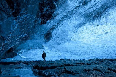 ヴァトナヨークトル 氷の洞窟２