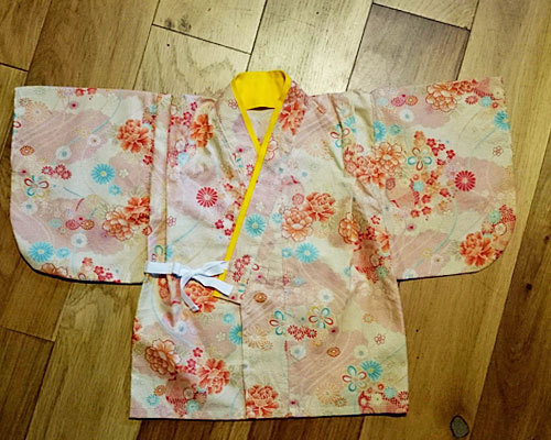 ひな祭りに ベビー用袴風の服を手作りしてみました すきまじかんにハンドメイド 子供服とかダンボール工作とか